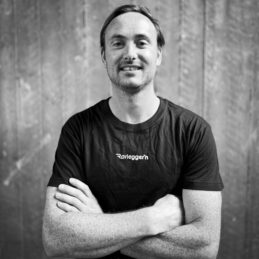 20240605_085308268_iOS