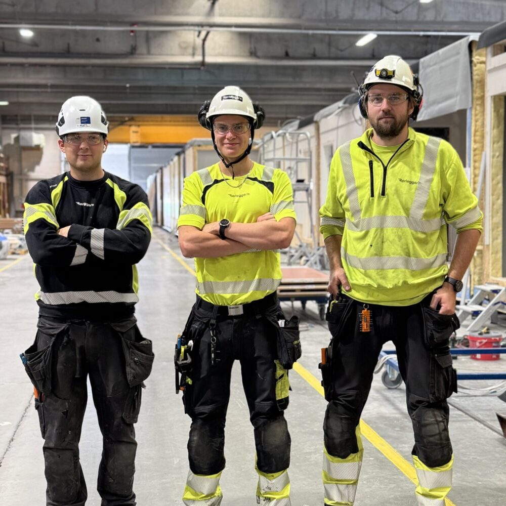 20250825_090441877_iOS